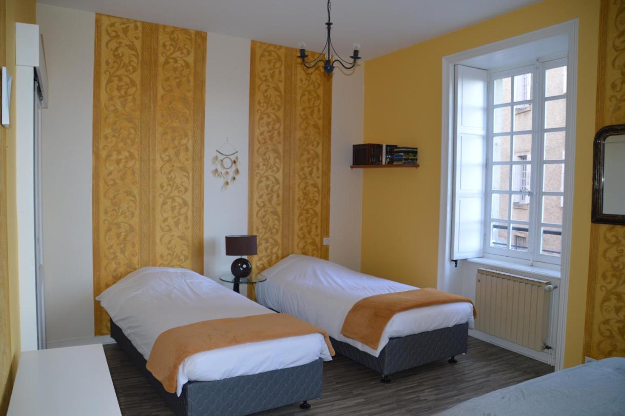 Maison Au Loup - Superbe Ancien Hotel Particulier Du Xvie Siecle Au Coeur De La Vieille Ville Du Puy Le Puy-en-Velay Екстер'єр фото